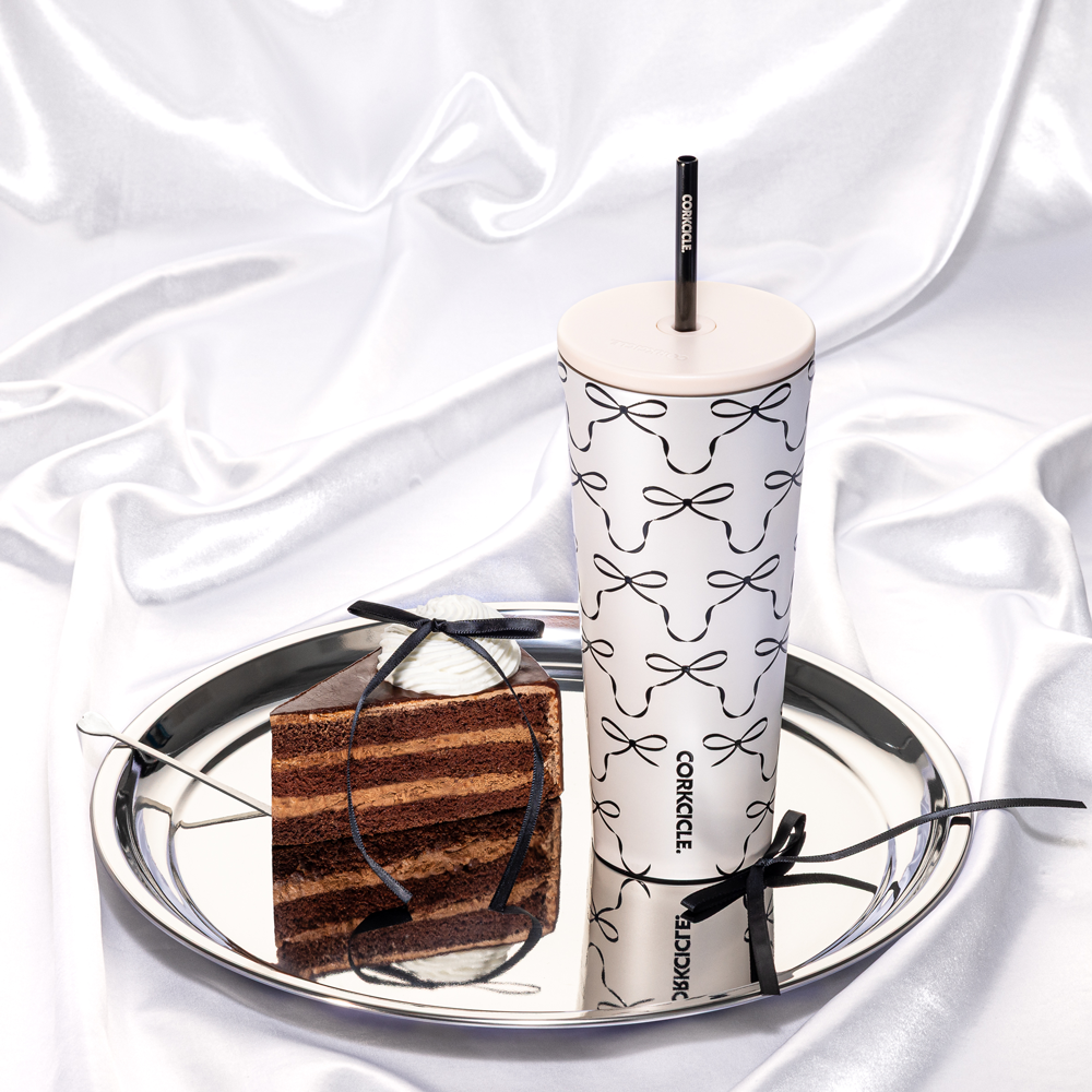 cold-cup-y8 2a98a7269432--2224PBBC-lifestyle.png