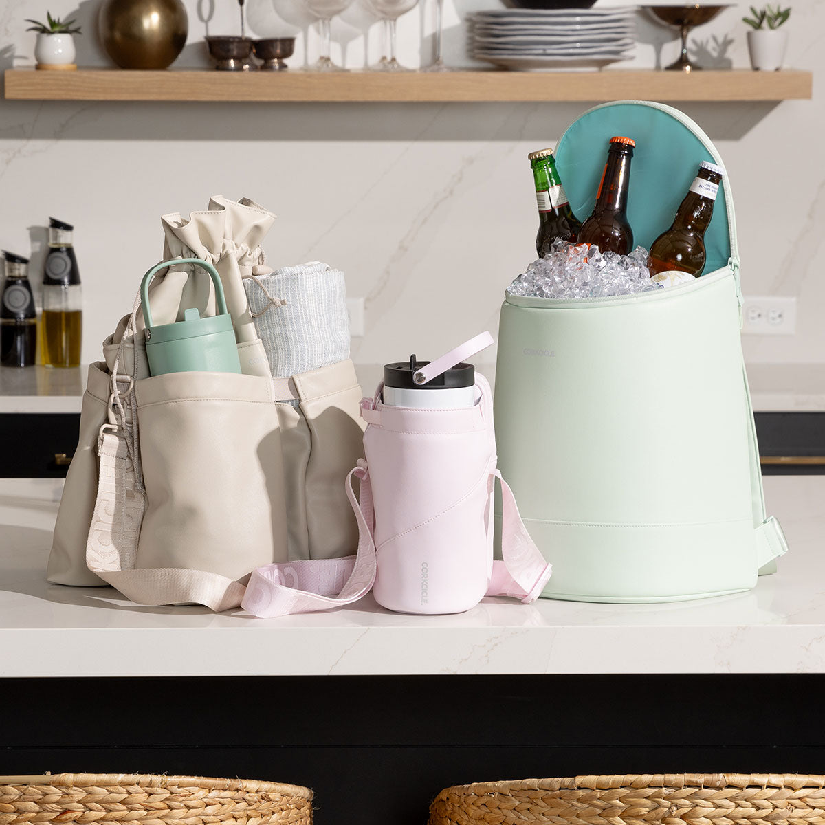 beverage-bucket-bag-y4 6c4793ad3b8e--group-lifestyle1.jpg