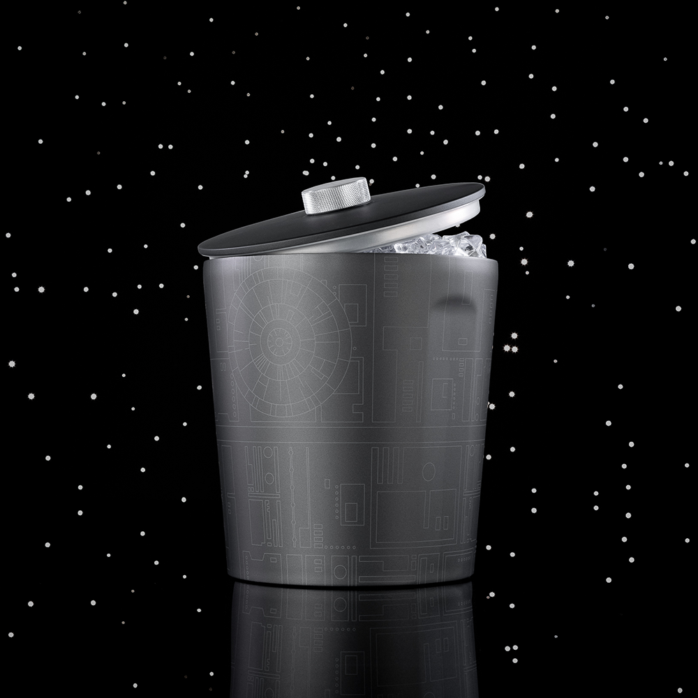 star-warstm-ice-bucket-p7 DS-Lifestyle.png